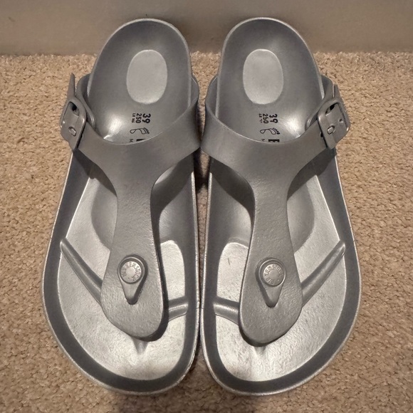 Birkenstock Shoes - Gizeh Silver Sandals